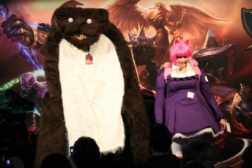 Лига Легенд - Косплей по LoL на PAX East 2012